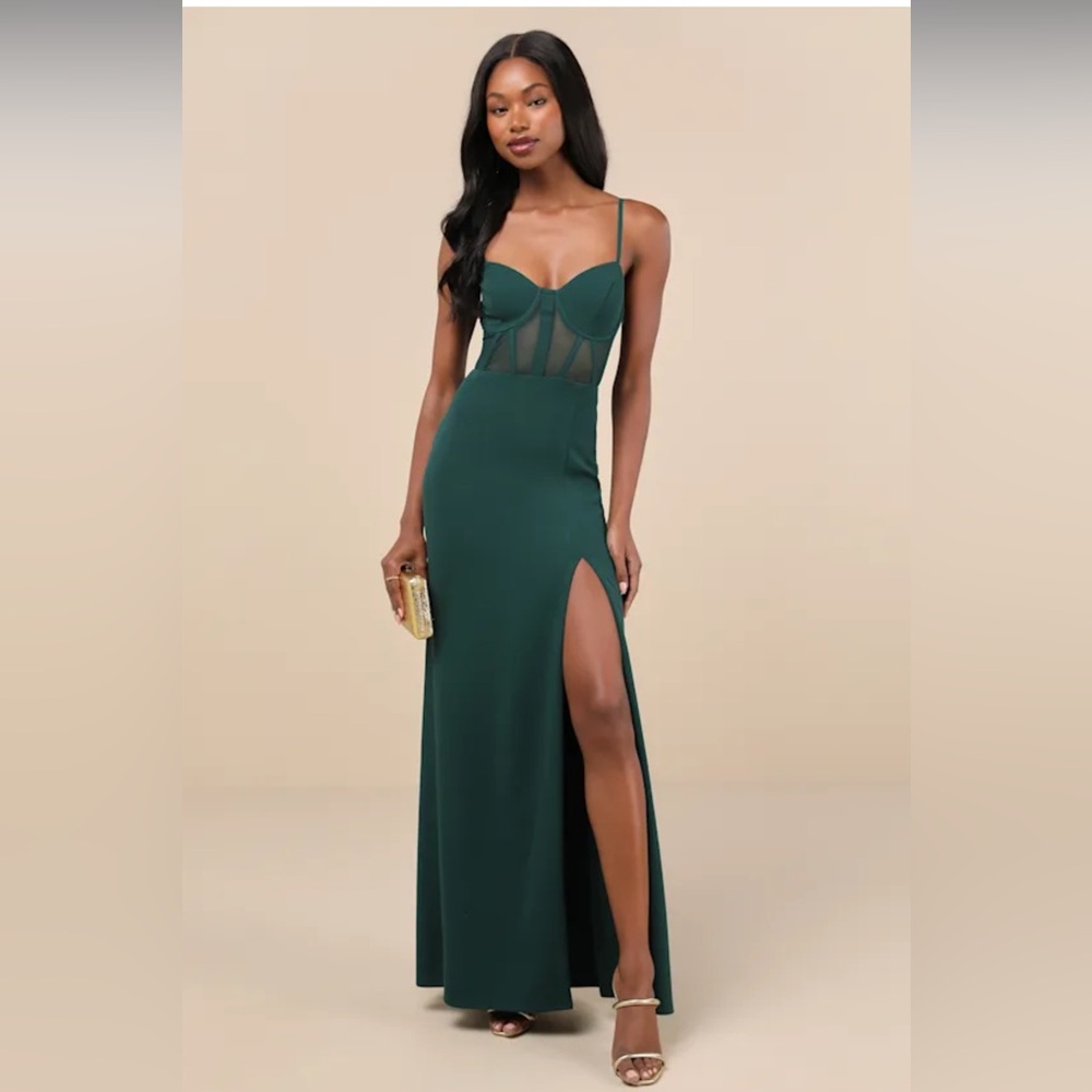 BRAND NEW- Never worn. Sultry Hunter Green Mesh Bustier Sleeveless Maxi Dress